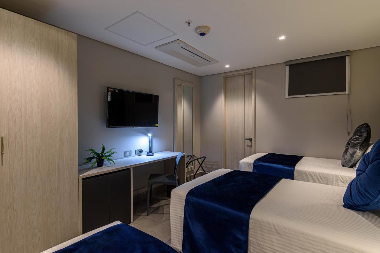 4 Sur Hotel Medellín Extérieur photo
