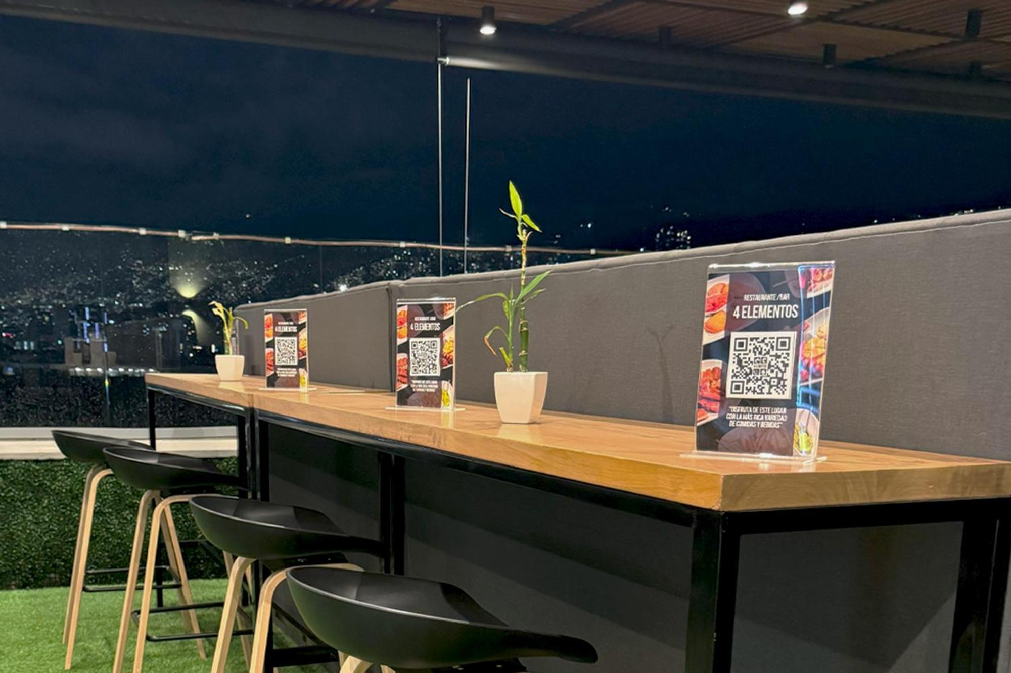 4 Sur Hotel Medellín Extérieur photo